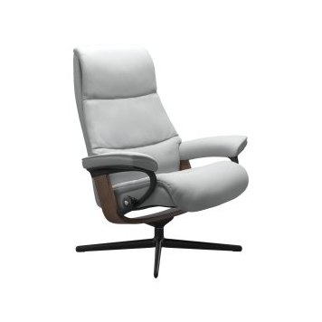 View Chair in Leather, Cross Base View Chair in Leather, Cross Base