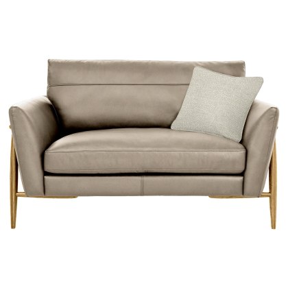 Ercol Forli Snuggler in Leather Ercol Forli Snuggler in Leather