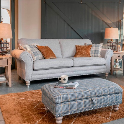 Cleveland Grand Sofa-StandardBk Cleveland Grand Sofa-StandardBk