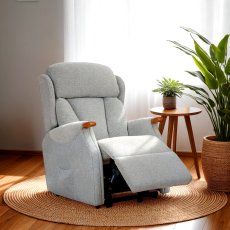 Celebrity Canterbury Standard Recliner in Performance Plus Celebrity Canterbury Standard Recliner in Performance Plus