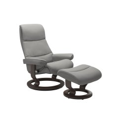 Stressless View Chair in Leather, Classic Base with Footstool Stressless View Chair in Leather, Classic Base with Footstool