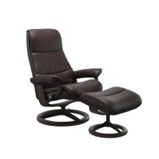 Stressless View Chair in Leather, Signature Base with Footstool Stressless View Chair in Leather, Signature Base with Footstool