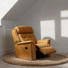 Sherborne Roma Recliner in Leather Sherborne Roma Recliner in Leather