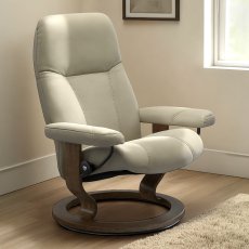 Stressless Consul Chair in Leather, Classic Base Stressless Consul Chair in Leather, Classic Base