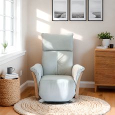 Ercol Ginosa Recliner Chair in Leather Ercol Ginosa Recliner Chair in Leather