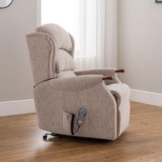 Celebrity Westbury Petite Recliner in Fabric Celebrity Westbury Petite Recliner in Fabric